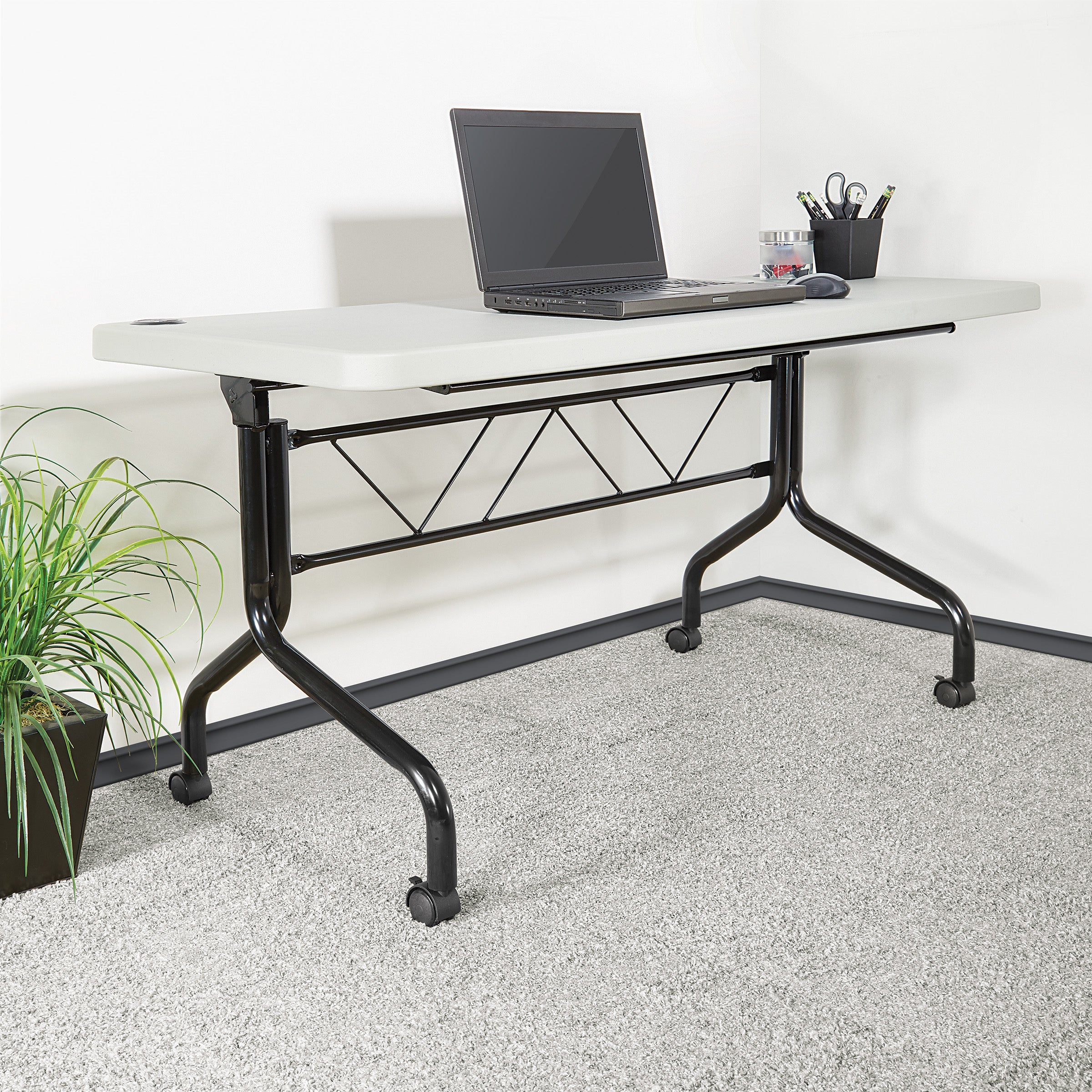 5’ Flip Table with Locking Casters